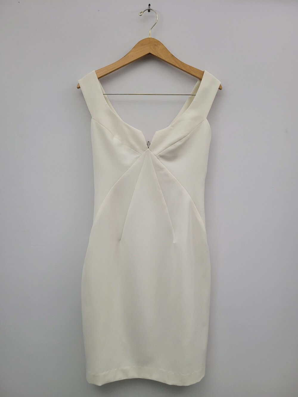 NWT Black Halo Sheath Career Party Dress Ivory Knee Length Slit Back Sz 6